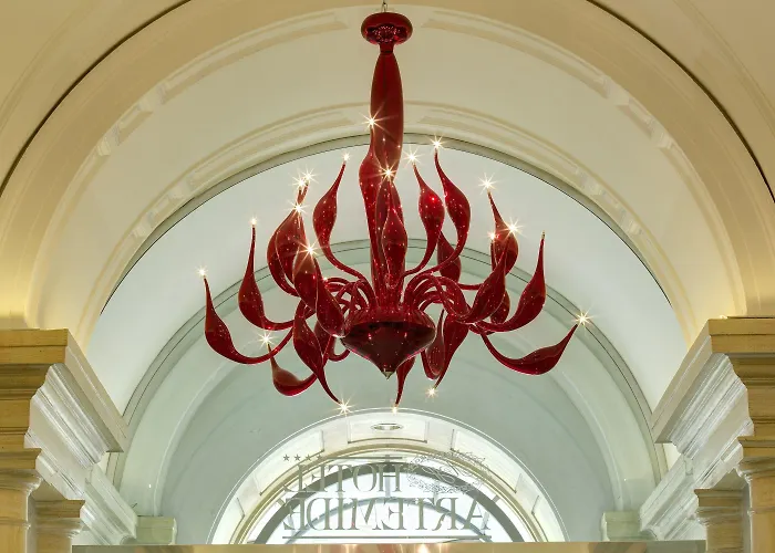 Hotel Artemide 4*